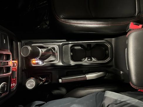 Used 2020 Jeep Gladiator Rubicon image 26