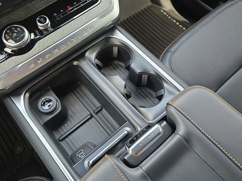 New 2026 Ford Expedition Tremor image 26