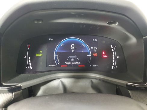 Used 2025 Toyota Camry SE w/ Multimedia Upgrade Package image 26