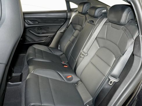 Used 2024 Porsche Taycan GTS image 35