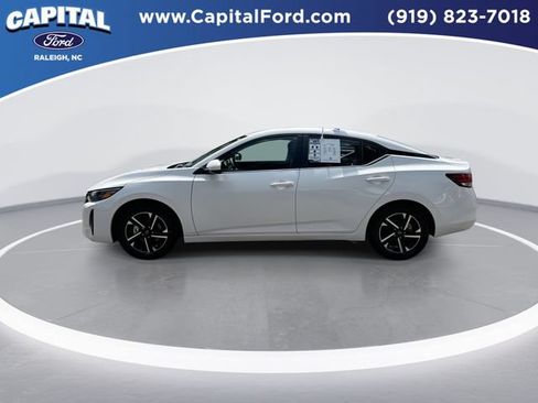 Used 2024 Nissan Sentra SV FWD image 5