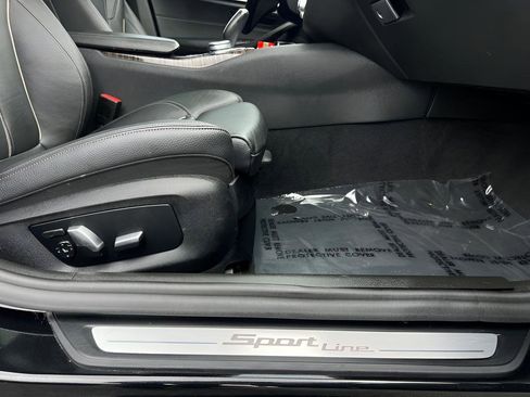 Used 2019 BMW 530i xDrive w/ Convenience Package image 30