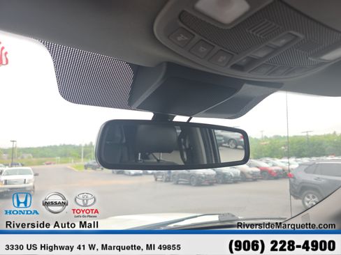 Used 2020 Ford F150 Lariat w/ Equipment Group 502A Luxury AWD/4WD image 19