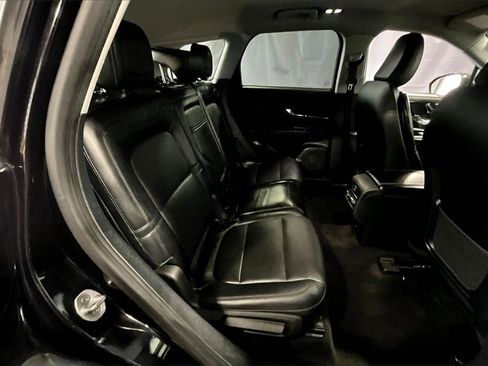 Used 2022 Lincoln Corsair Standard w/ Equipment Group 101A image 25