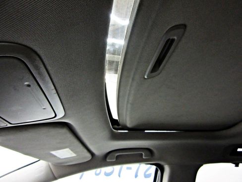 Used 2017 Honda Odyssey EX-L image 19