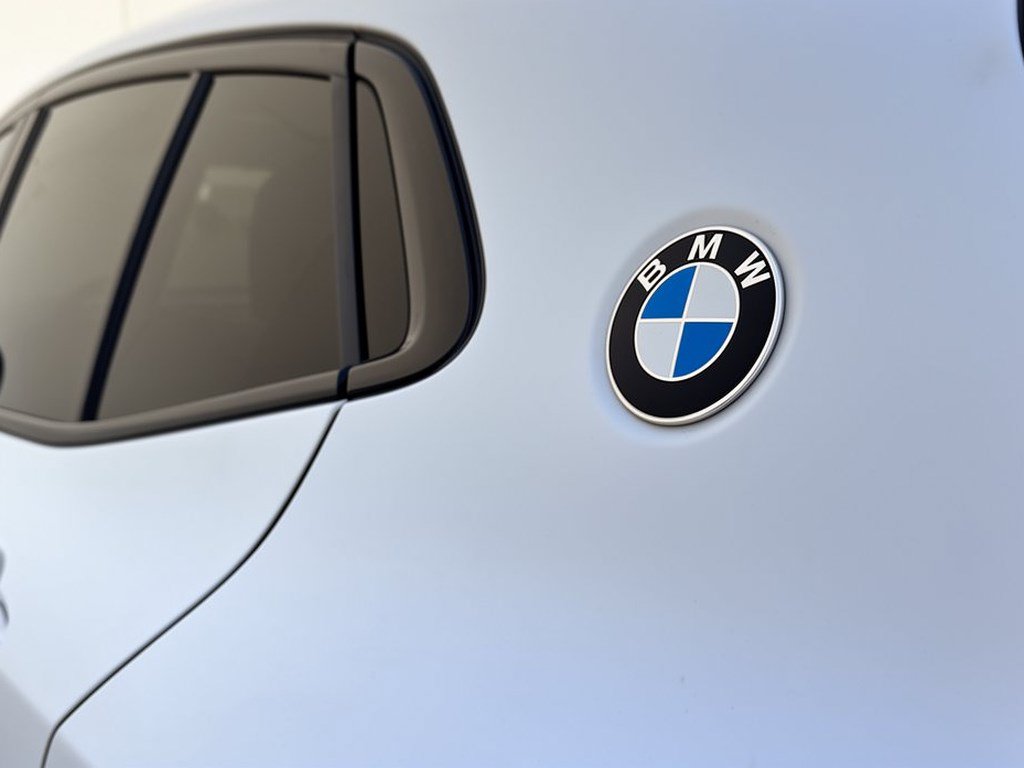 Used 2018 BMW X2 xDrive28i w/ M SportX Package AWD/4WD image 32