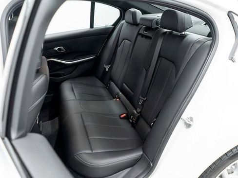 Used 2024 BMW 330e xDrive w/ Convenience Package image 32