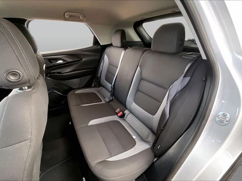 Used 2025 Chevrolet TrailBlazer LT AWD/4WD image 20