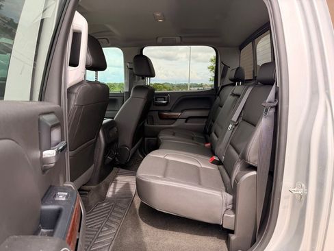 Used 2018 GMC Sierra 1500 SLT w/ SLT Premium Package RWD image 29