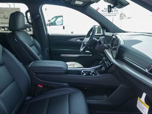 New 2026 Chevrolet Traverse LT w/ LPO, Floor Liner Package FWD image 17