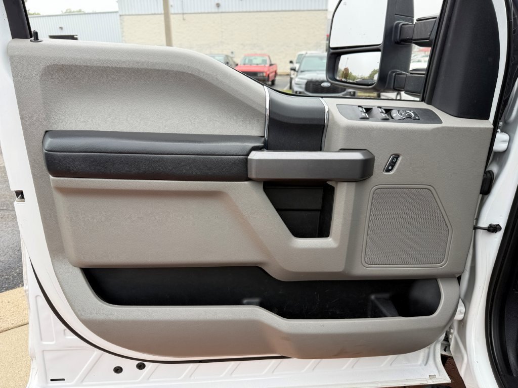 Used 2019 Ford F250 XLT AWD/4WD image 11