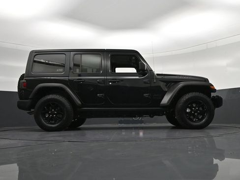Used 2021 Jeep Wrangler Unlimited Sport AWD/4WD image 28