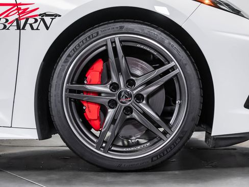 Used 2024 Chevrolet Corvette Stingray Preferred Cpe w/ Z51 Performance Package RWD image 25