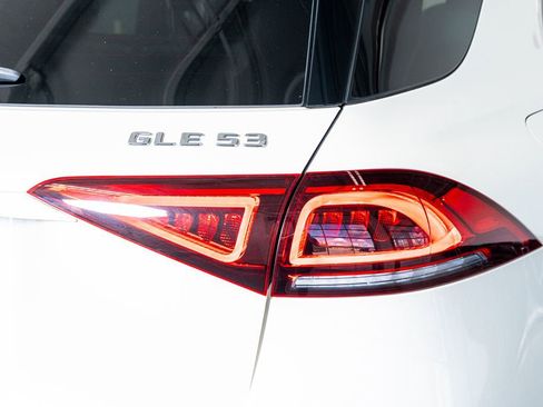 Used 2021 Mercedes-Benz GLE 53 AMG GLE 53 AMG image 30