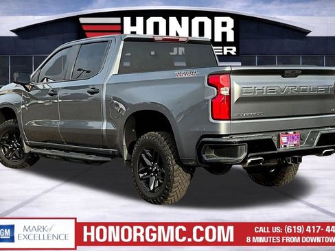 Used 2019 Chevrolet Silverado 1500 LT Trail Boss w/ Convenience Package image 4