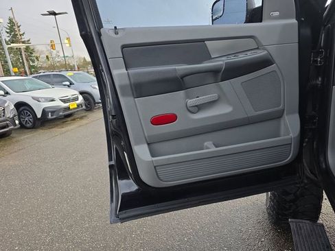 Used 2007 Dodge Ram 2500 Truck SLT image 17