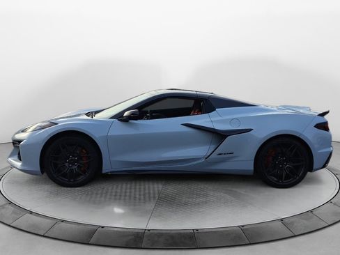 Used 2023 Chevrolet Corvette Z06 image 4
