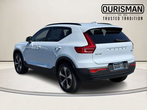 Used 2026 Volvo XC40 B5 Plus w/ Protection Package Premier AWD/4WD image 3