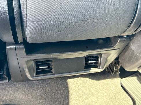 Used 2024 Chevrolet Silverado 3500 LT image 21