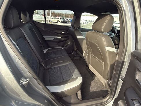 Used 2024 Buick Envista Preferred w/ Convenience I Package image 19