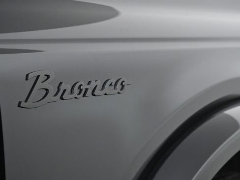 Used 2022 Ford Bronco Outer Banks image 12