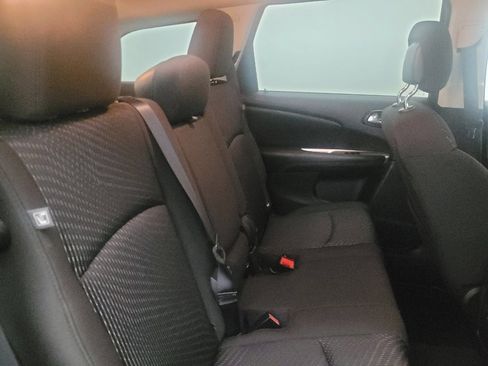 Used 2016 Dodge Journey SE image 19