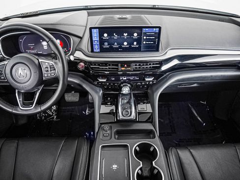 Used 2025 Acura MDX FWD w/ Technology Package image 9