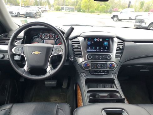 Used 2015 Chevrolet Tahoe LTZ AWD/4WD image 28