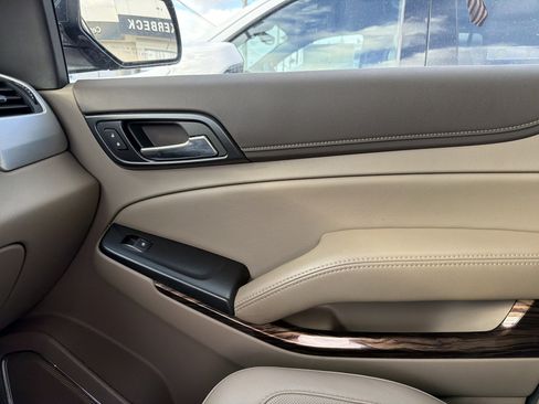 Used 2019 GMC Yukon SLT w/ HD Trailering Package image 22