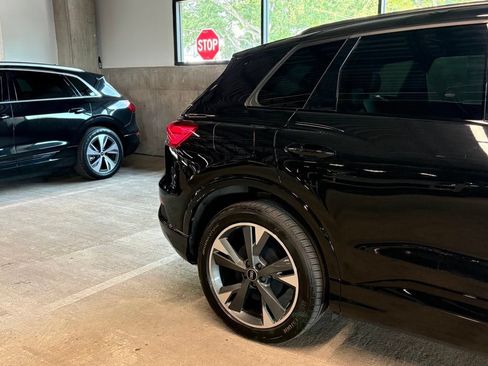 Used 2024 Audi Q4 e-tron Premium w/ Convenience Package AWD/4WD image 8