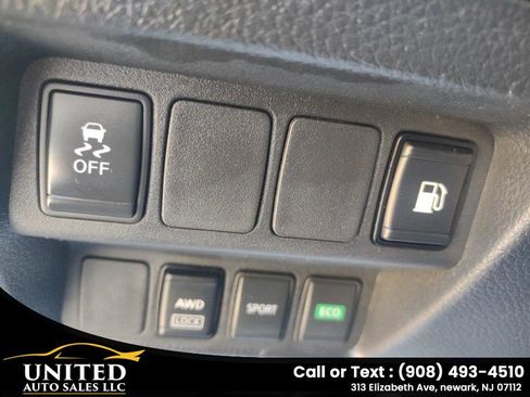 Used 2018 Nissan Rogue S image 23