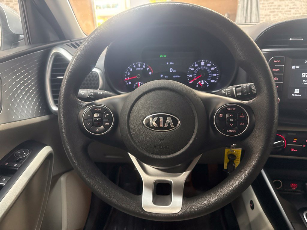 Used 2020 Kia Soul LX FWD image 19