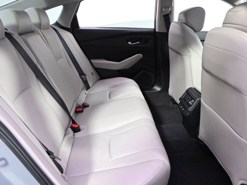 Used 2025 Honda Accord Touring image 18