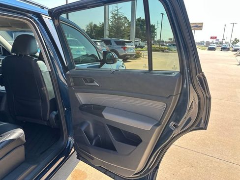 Used 2021 Volkswagen Atlas SE FWD image 20