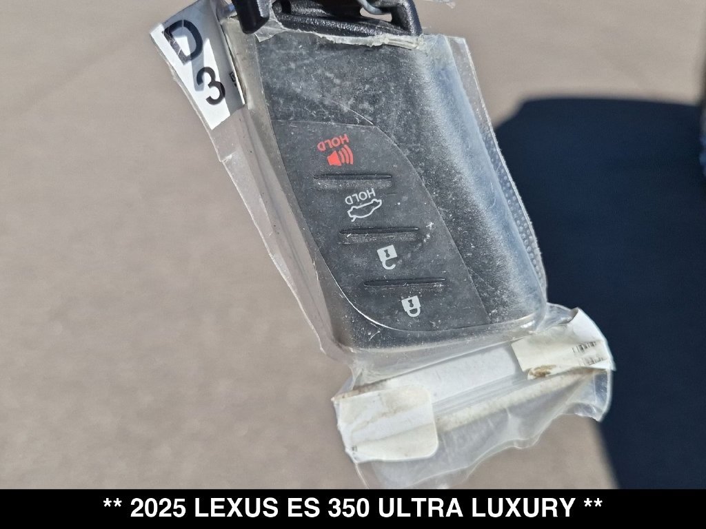 Used 2025 Lexus ES 350 Ultra Luxury w/ Accessory Package (Z2) FWD image 33
