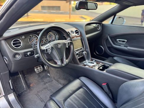Used 2014 Bentley Continental GT image 16