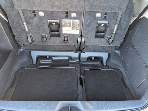 Certified 2021 Toyota Sienna Platinum image 34