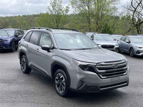 Certified 2025 Subaru Forester Premium AWD/4WD image 7