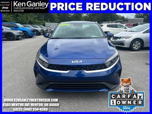 Used 2024 Kia Forte LXS w/ LXS Technology Package FWD image 2