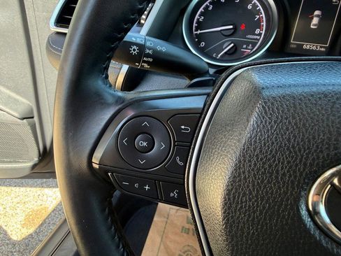 Used 2018 Toyota Camry SE image 20