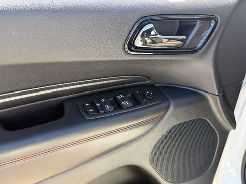 Used 2025 Dodge Durango GT RWD image 14
