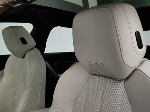 Used 2026 BMW 530i RWD image 48