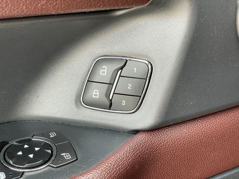 Used 2023 Ford Expedition Limited RWD image 34