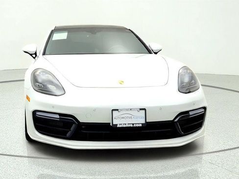 Used 2019 Porsche Panamera GTS AWD/4WD image 2
