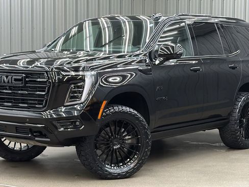 Used 2026 GMC Yukon AT4 Ultimate w/ LPO, Floor Liner Package AWD/4WD image 1