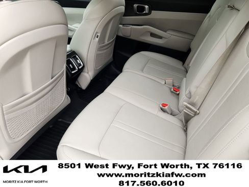Certified 2025 Kia Sorento S FWD image 28
