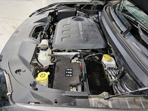 Used 2019 Jeep Cherokee Limited w/ Trailer Tow Group image 55