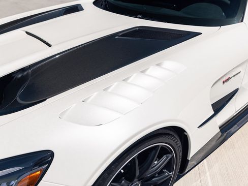 Used 2021 Mercedes-Benz AMG GT Black Series image 30