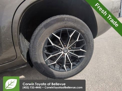 Used 2012 Toyota RAV4 4WD w/ Value Pkg image 16