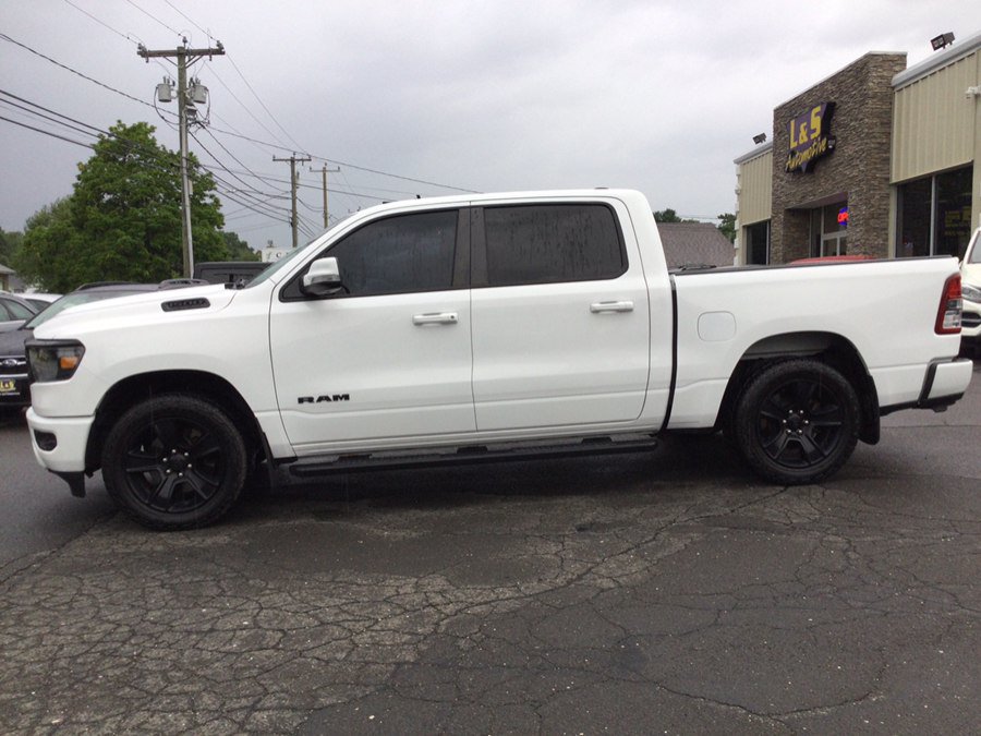 Used 2020 RAM 1500 4x4 Crew Cab image 10
